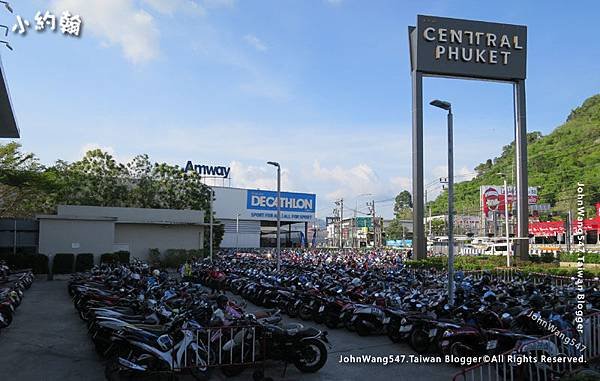 Central Festival Phuket parking lot2.jpg