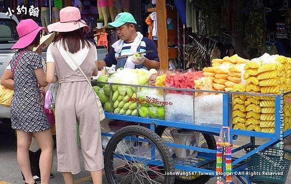 泰國現切水果攤車.jpg