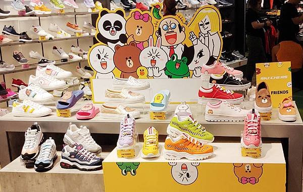 Skechers Shoes LINE FRIENDS2.jpg