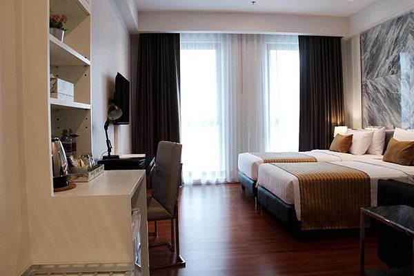 The Bless Hotel &amp; Residence Bangkok room.jpg