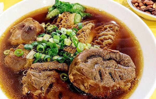 龍記牛肉麵2.jpg