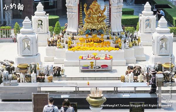 centralwOrld廣場Ganesha Shrine象神.jpg