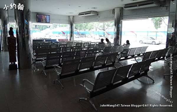 Bangkok Sombat Tour Bus Station7.jpg