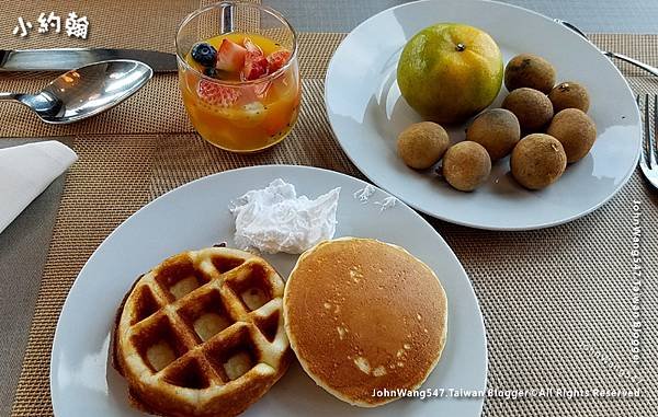 VIE Hotel Bangkok Breakfast10.jpg