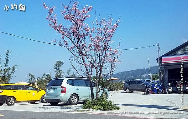 萊爾富 淡水天元店停車場.jpg