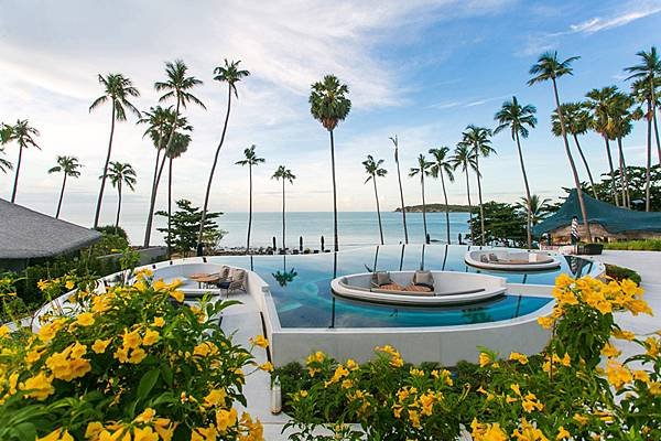 Hyatt Regency Koh Samui swimming pool2.jpg