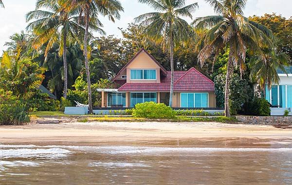 Fisherman Way Beach Villa Phuket 3-Bedroom Beachfront Pool Villa.jpg