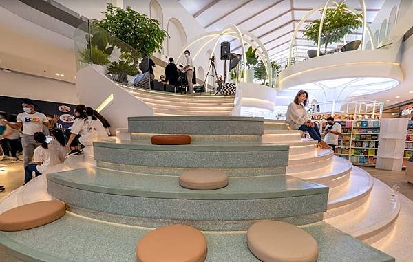 Central Si Racha Shopping Mall Chon Buri10.jpg