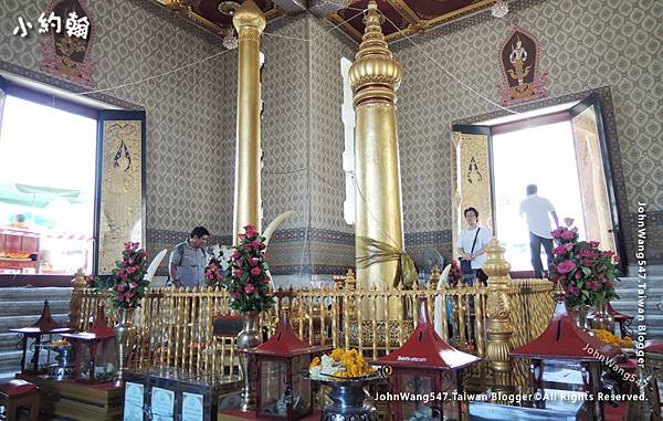 Bangkok City Pillar Shrine2.jpg