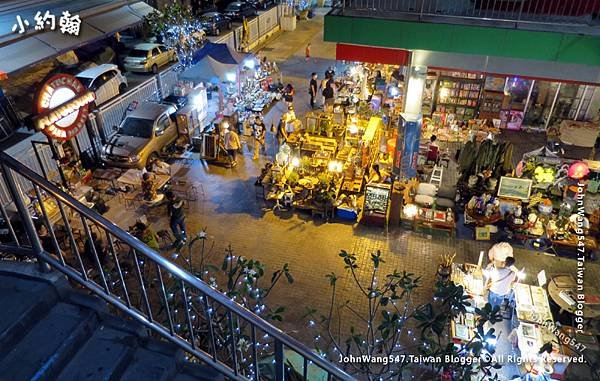 Chatuchak Playground Flea Market.jpg