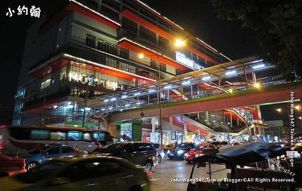 Bang Sue Junction Shopping Center bangkok.jpg