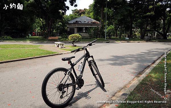 曼谷騎單車逛公園.jpg