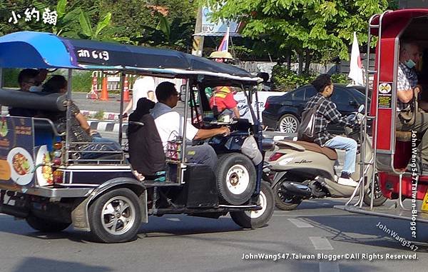 electric Tuk tuk car Thailand.jpg