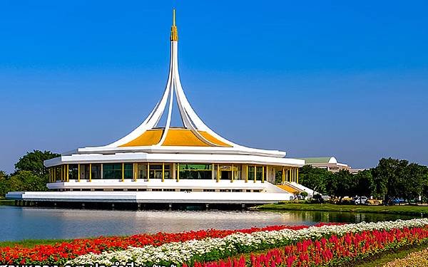 Suan Luang Rama IX park.jpg