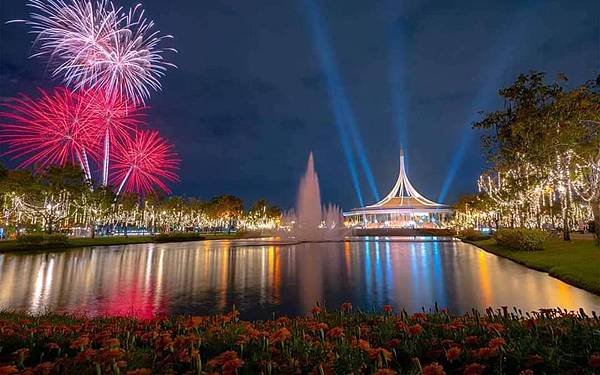 Suan Luang Rama IX Flower show Festival.jpg