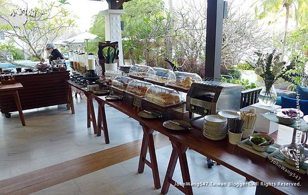 Sea Sand Sun Resort &amp; Villas Breakfast2.jpg