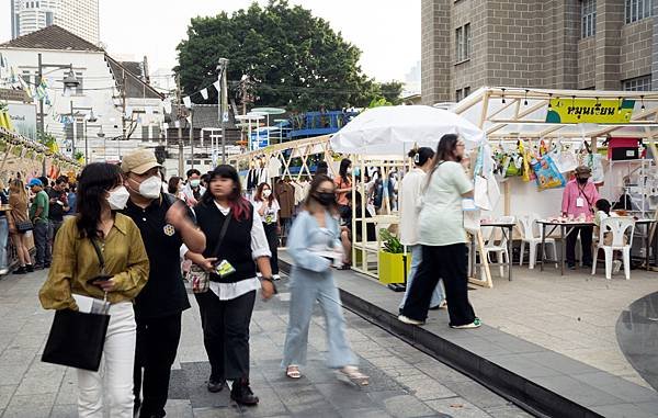 Bangkok Design Week flash market.jpg