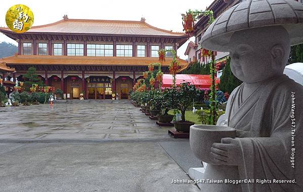 三峽佛光山金光明寺 大雄寶殿.jpg