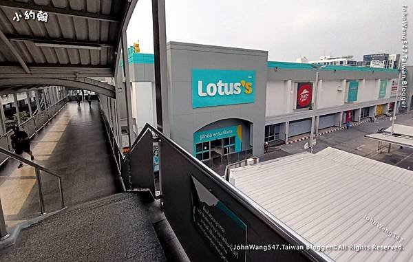 曼谷自由行逛Lotus supermarket onnut.jpg