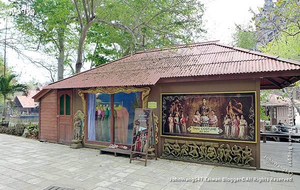 芭達雅3天2夜自由行真理寺The Sanctuary of Truth Pattaya租泰服.jpg