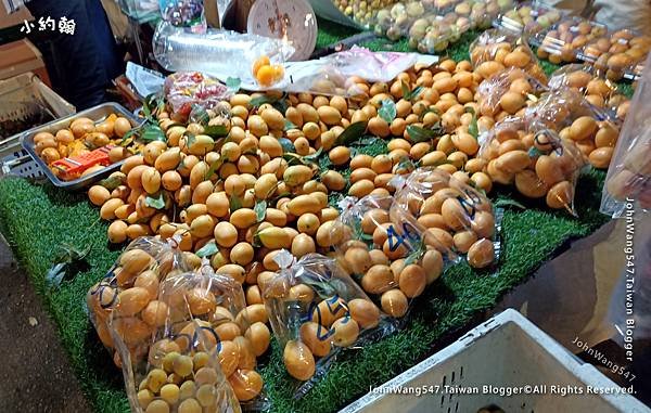 清邁水果Marian Plum芒果梅Plum Mango1.jpg