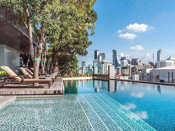 Novotel Bangkok Platinum Pratunam Hotel曼谷水門諾富特曼谷鉑金飯店pool.jpg