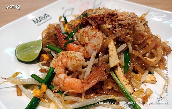 MAYA Kitchen Food Court泰式炒麵2.jpg