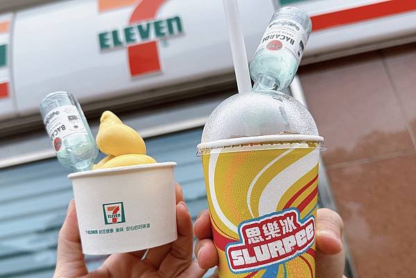 7-ELEVEN父親節限定霜淇淋思樂冰+Bacardi Rum 百家得白蘭姆酒.jpg