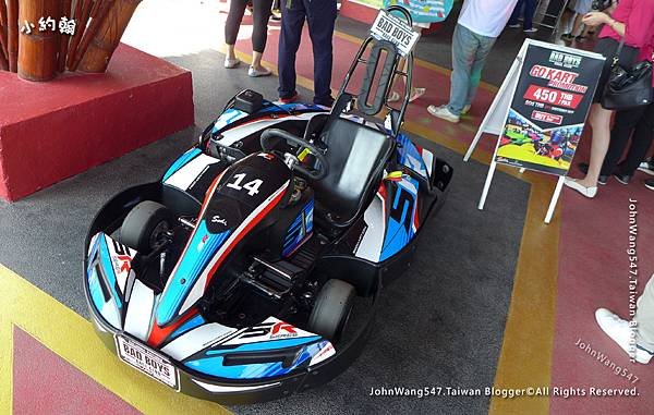 Aquaverse pattaya water park Go Kart.jpg