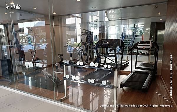 Bedrooms Boutique Hotel GYM Bangkok Onnut.jpg