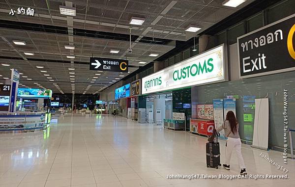 曼谷BKK機場Suvarnabhumi airport Customs出關.jpg