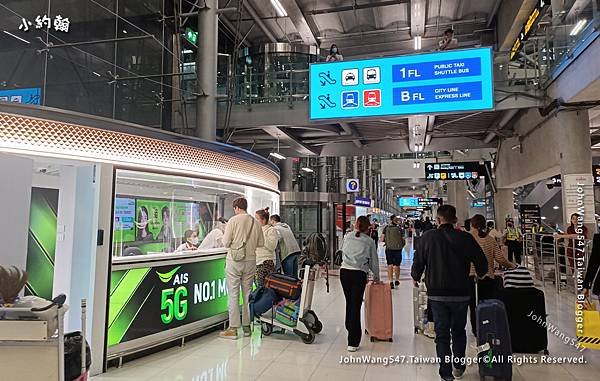 Suvarnabhumi airport機場2樓電信櫃台.jpg