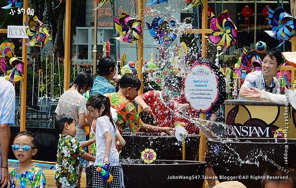 曼谷潑水節Songkran@ICONSIAM曼谷暹羅天地百貨2.jpg