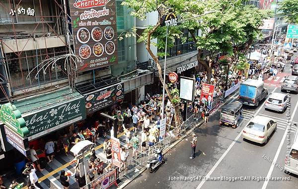 Songkran Festival SiLom Road.jpg