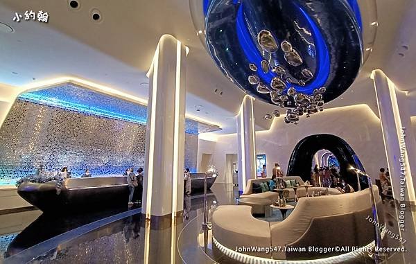 Grande Centre Point Space Pattaya lobby.jpg