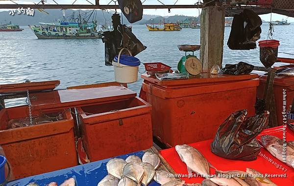 Anjung Kinabalu(KK Night Market)Fish market1.jpg