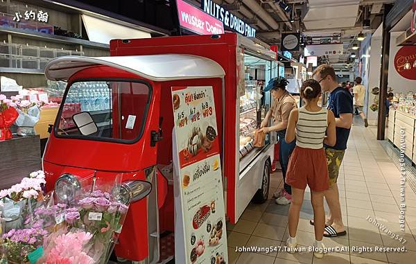 Gourmet Market MRT Ladprao甜甜圈.jpg