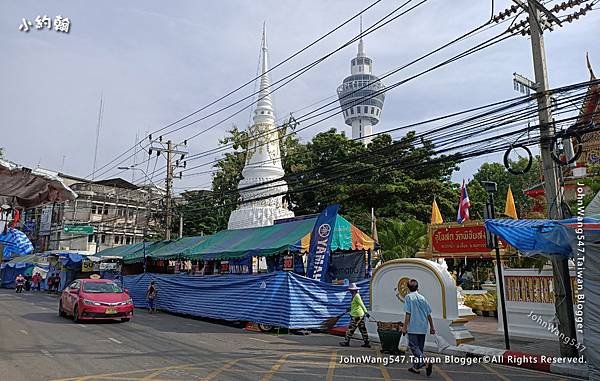 Wat Phichai Songkhram.jpg