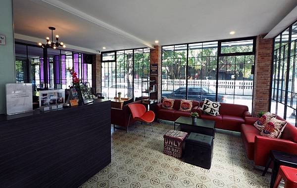 BB House chiangmai Hotel lobby.jpg