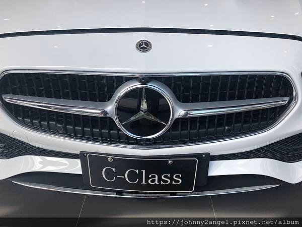 Mercedes-Benz 2022 C-Class C18