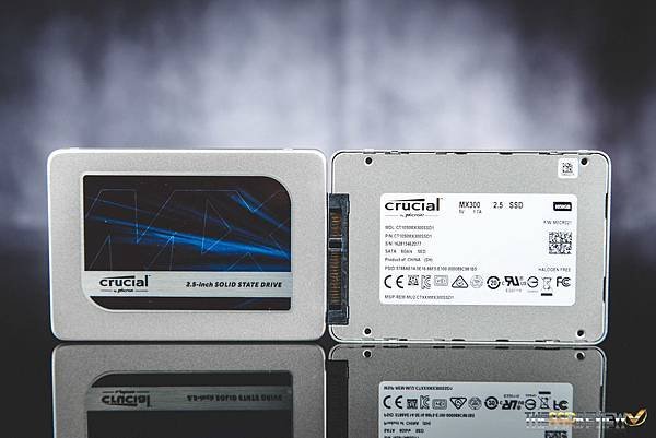 Crucial-MX300-1050GB-RAID-0-Front-Back.jpg