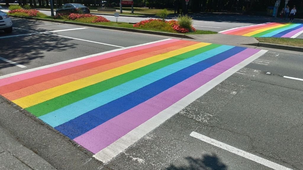 2019 Vancouver Pride Parade 0728-02