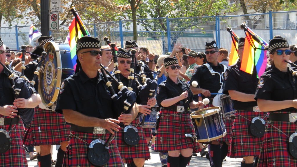 2019 Vancouver Pride Parade 0804-23