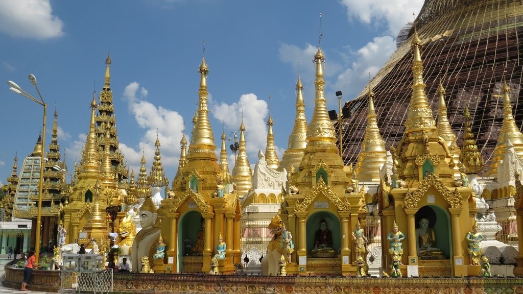 仰光 Shwedagon %26; St. Mary%5Cs 20141112_125801_Yangon.jpg