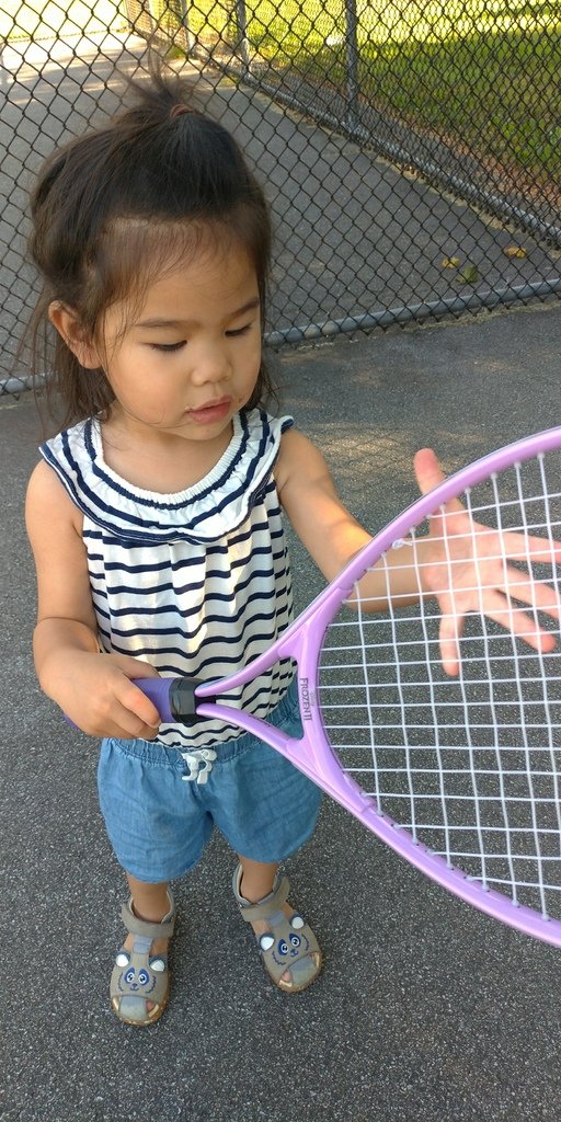 網球場上的海琪小球童 20210810_100328_Steveston Community Park.jpg