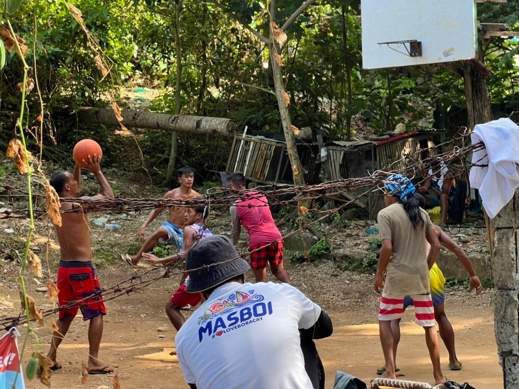 叢林旅館野趣生活 20220428_Boracay_52_Play ball.jpg