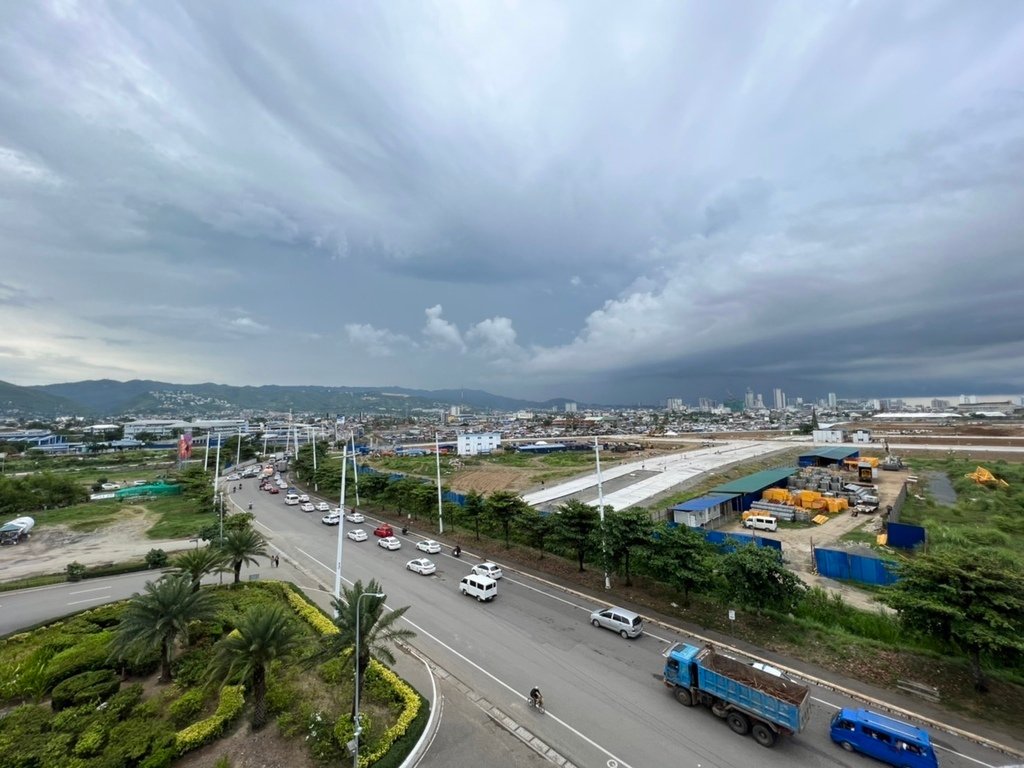 租車自駕遊和交通罰單 20220514_Cebu_07_SM Seaside City View.jpg