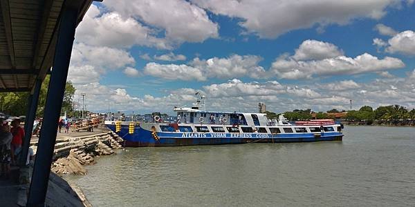 坐渡輪去吉馬拉斯島 20230224_Guimaras Iloilo Ferry Terminal 02.JPG