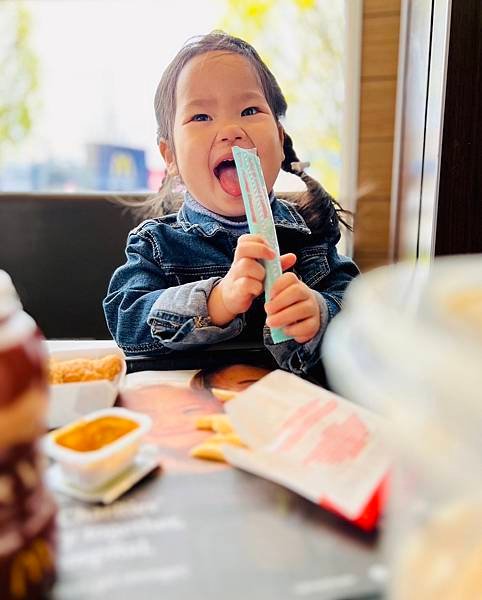 夏娜的眼神酷冷犀利 20240420_115700_Sa_Meal.JPG