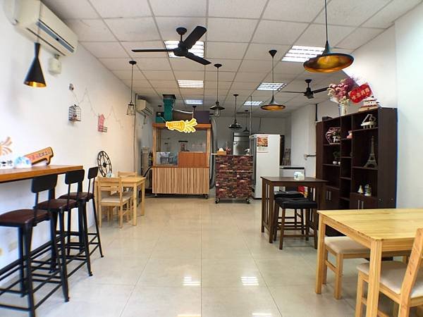 LINE_ALBUM_未來２１著店_220224_1.jpg